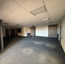 37 Meiklewood Rd, Glasgow to rent Interior Photo- Image 1 of 4