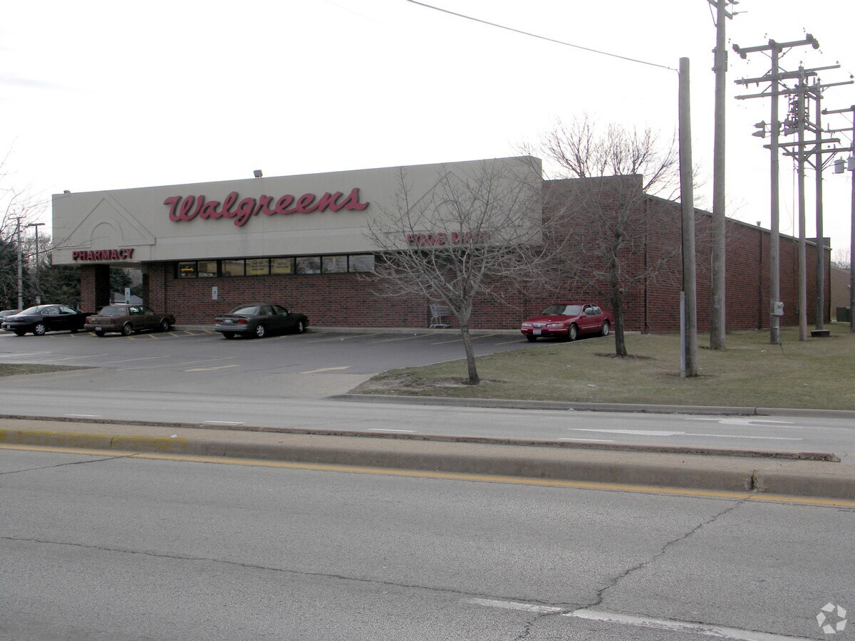 3803 Auburn St, Rockford 61101 Walgreens UK
