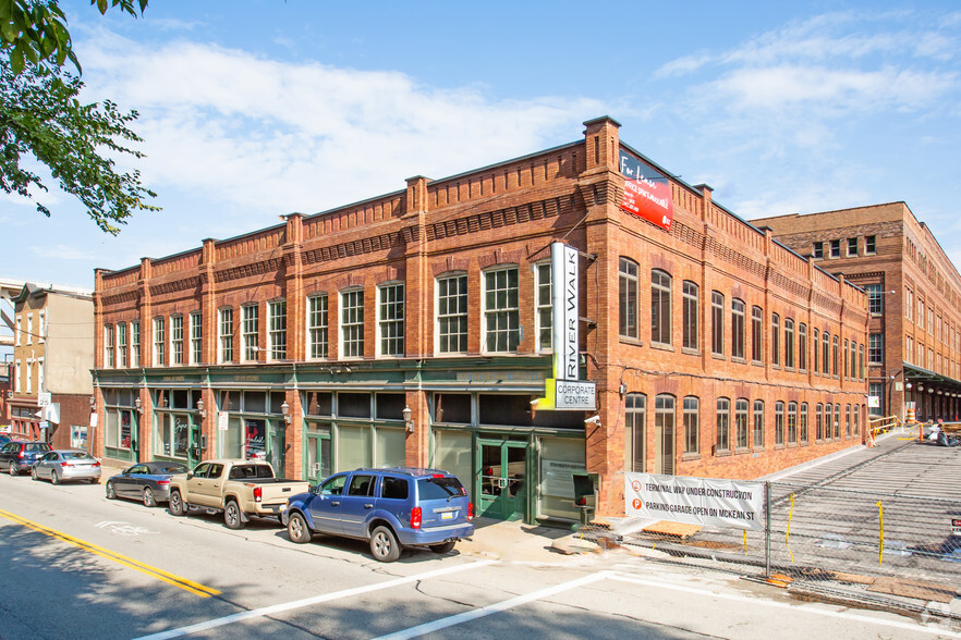 307-315 E Carson St, Pittsburgh, PA for rent - Building Photo - Image 1 of 4