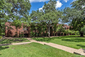 925 Capital Of Texas S, Austin, TX for rent Building Photo- Image 1 of 4