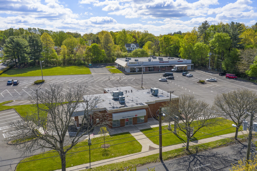 1697 Whitney Ave, Hamden, CT for rent - Building Photo - Image 1 of 14