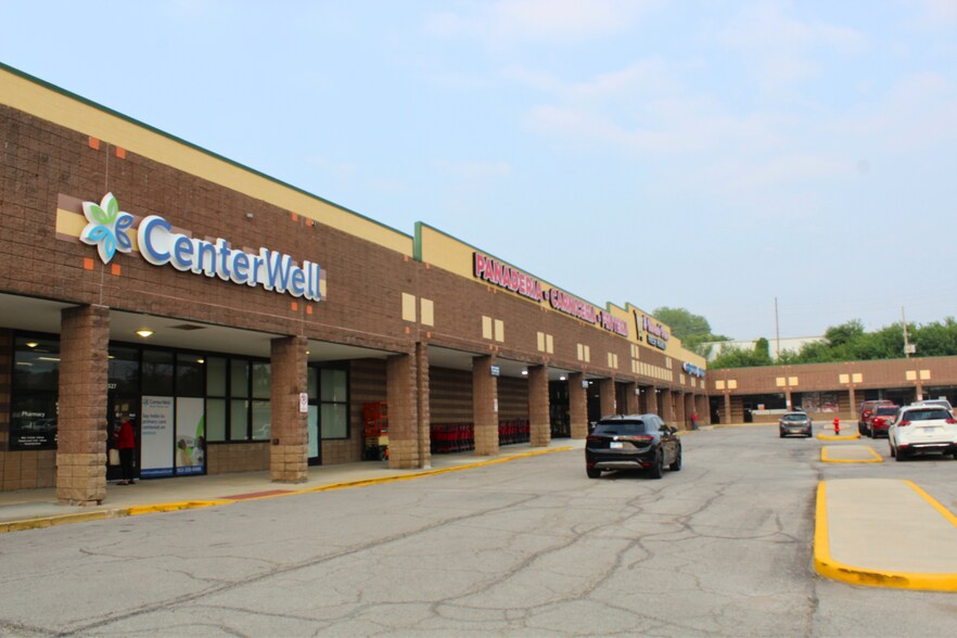 7523-7569 State Ave, Kansas City, KS to rent - Building Photo - Image 3 of 5