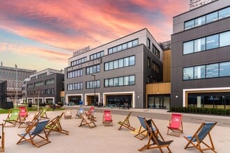 58 Wood Ln, London to rent Building Photo- Image 1 of 6