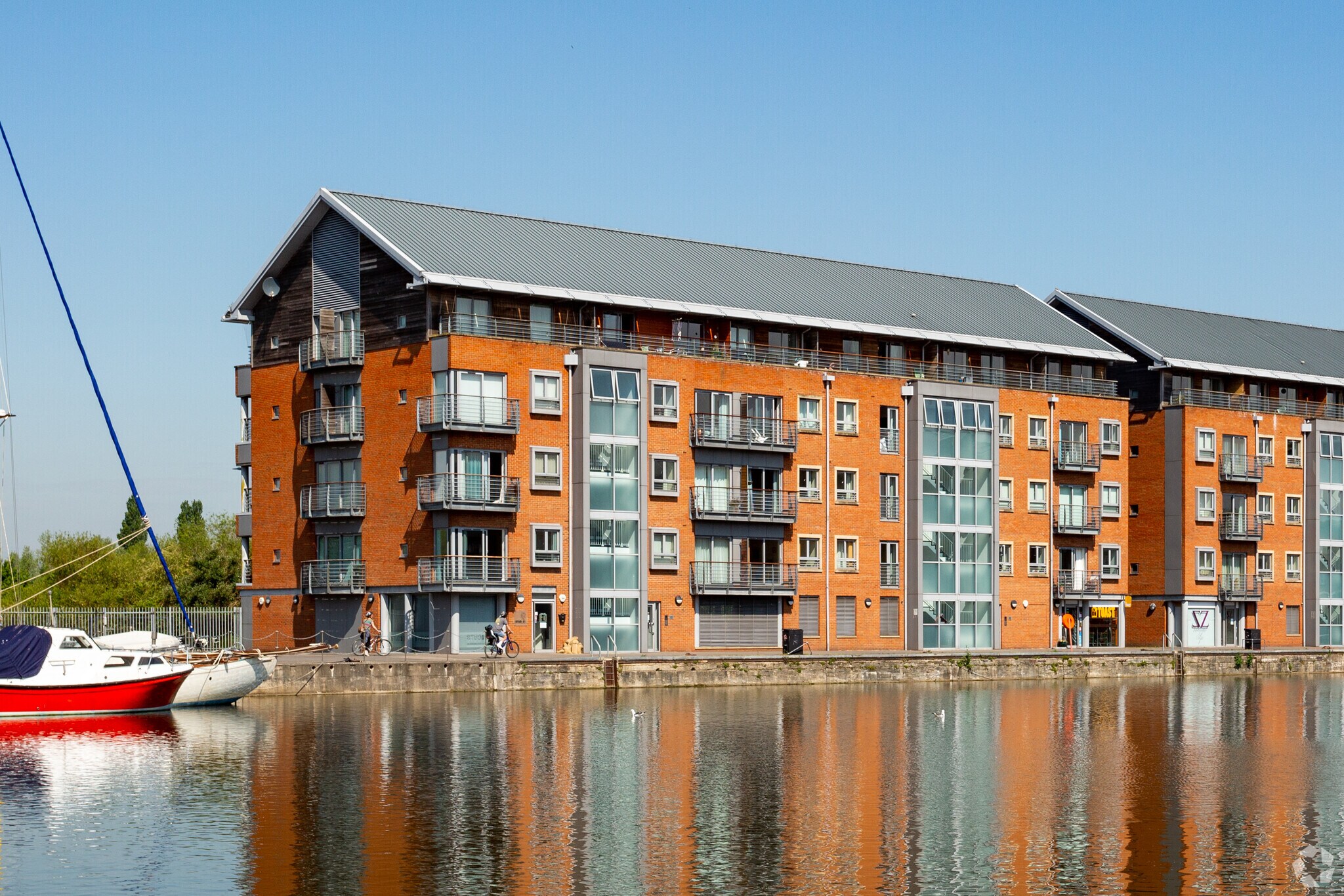 The Docks, Gloucester for sale Primary Photo- Image 1 of 1