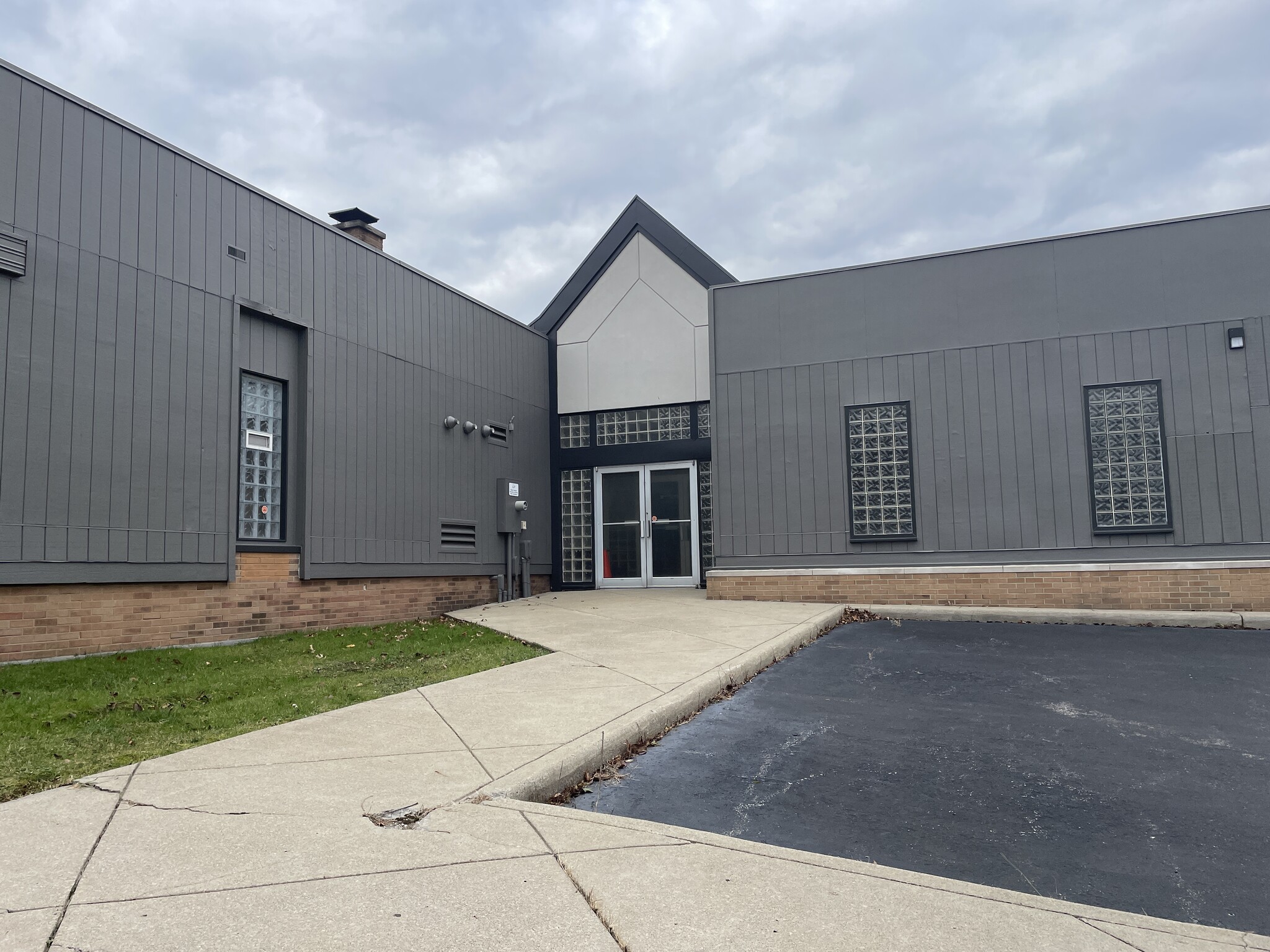 755 Wick Ave, Youngstown, OH for sale Building Photo- Image 1 of 1