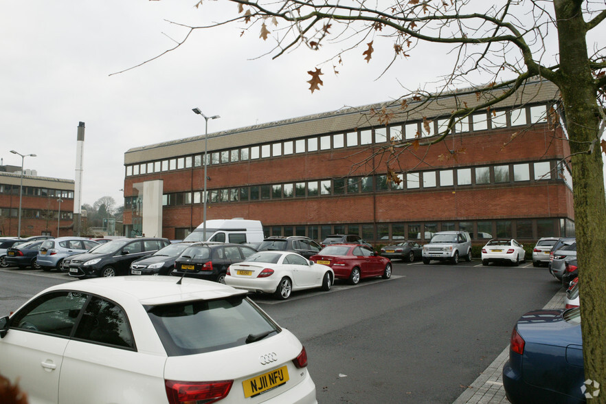 Chelford Rd, Knutsford for rent - Building Photo - Image 3 of 5