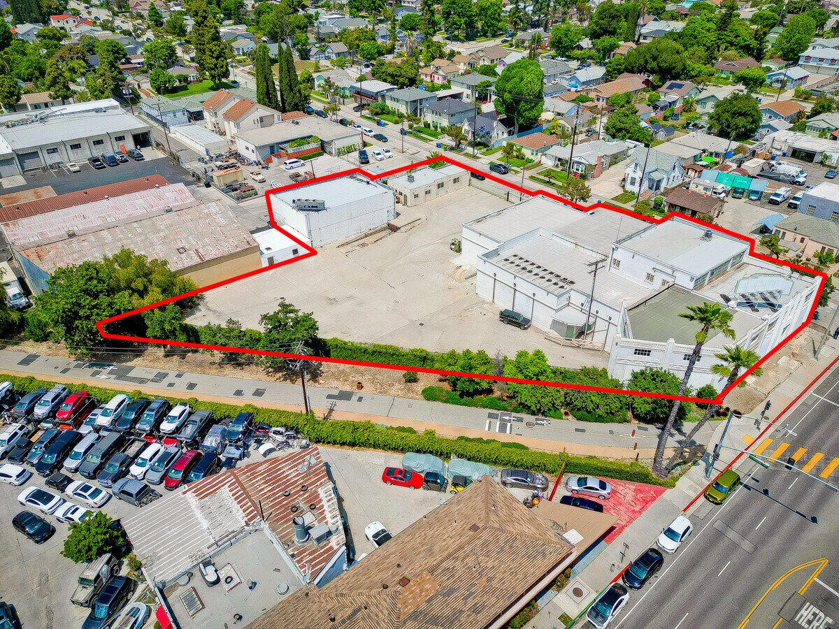 12025 Hadley St, Whittier, CA 90601 UK