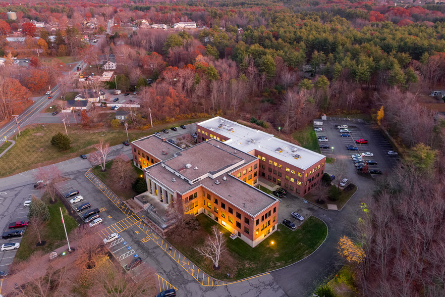 1 Hampton Rd, Exeter, NH for rent - Building Photo - Image 2 of 3