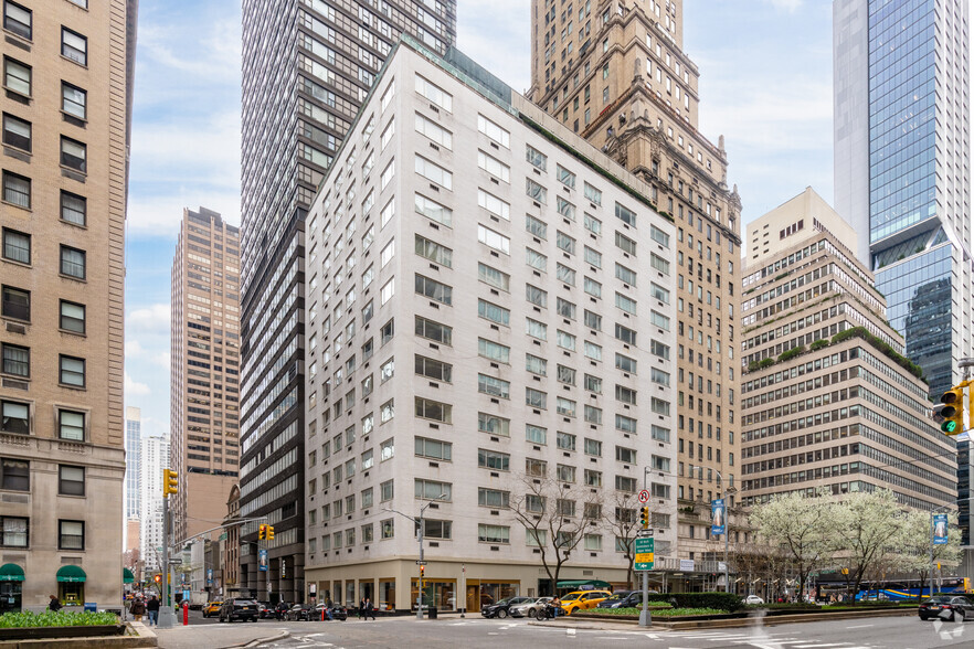 475 Park Ave, New York, NY for sale - Primary Photo - Image 1 of 1