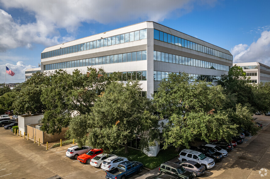 2656 S Loop W, Houston, TX for rent - Building Photo - Image 2 of 6