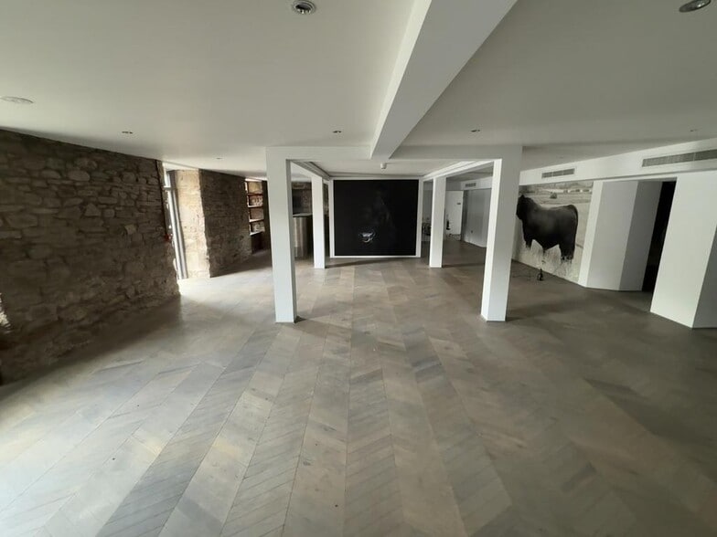 2 Inverallan Rd, Stirling to rent - Building Photo - Image 3 of 9