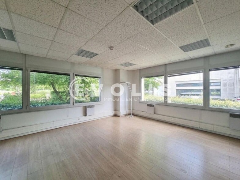 3-5 Rue Du Pont Des Halles, Rungis for sale - Interior Photo - Image 3 of 14