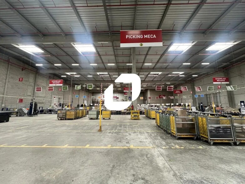 71 Avenue Joseph Bodin De Boismortier, Roissy-en-Brie to rent - Interior Photo - Image 3 of 8