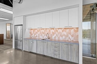 46 Discovery, Irvine, CA to rent Interior Photo- Image 1 of 7