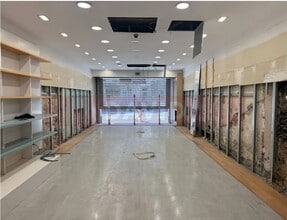 Retail in Granollers, Barcelona to rent Interior Photo- Image 2 of 5