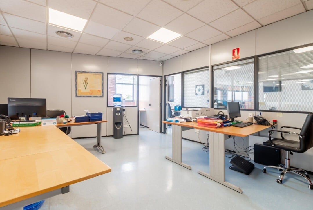 Madrid, MAD 28031 - Unit 3 -  - Interior Photo - Image 1 of 3