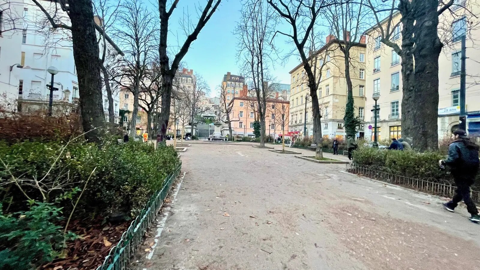 Build-to-Rent in Lyon for sale Building Photo- Image 1 of 9