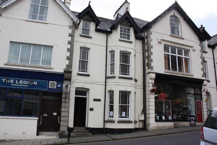 Station Road, Okehampton to rent - Building Photo - Image 1 of 5