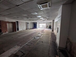 14 High St, Dorking to rent Interior Photo- Image 2 of 2