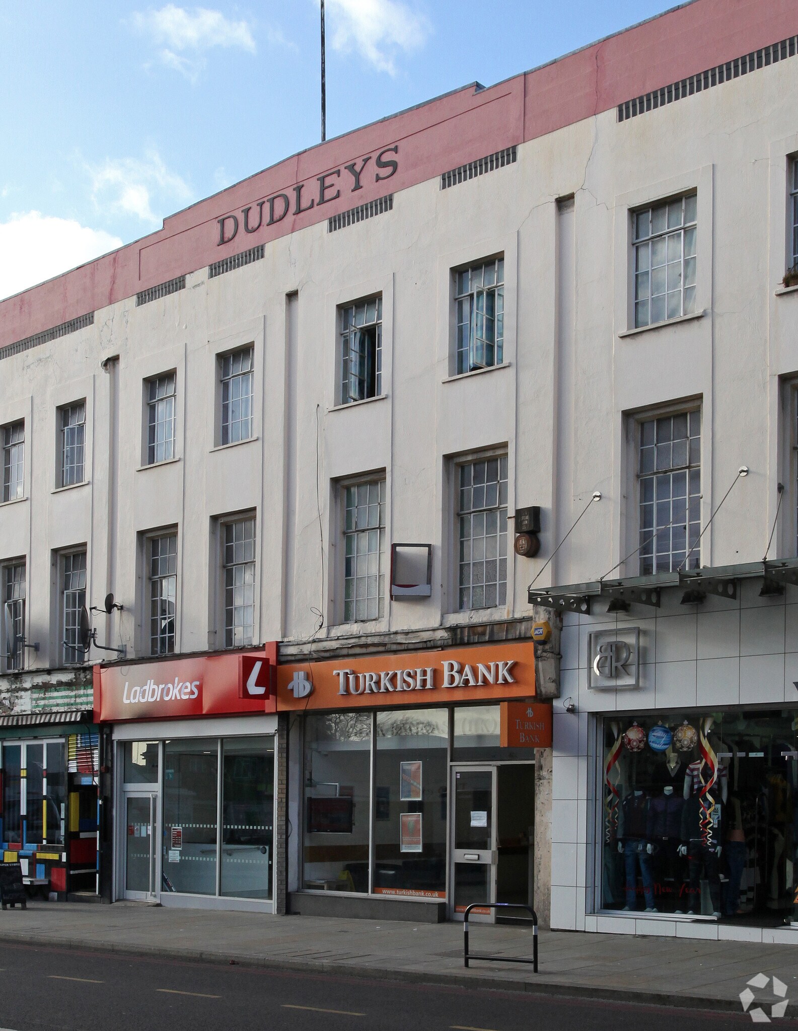 121 Kingsland High St, London for sale Primary Photo- Image 1 of 1