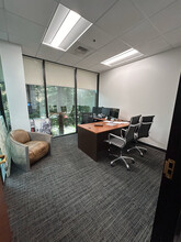 2520 Venture Oaks Way, Sacramento, CA for rent Building Photo- Image 1 of 7