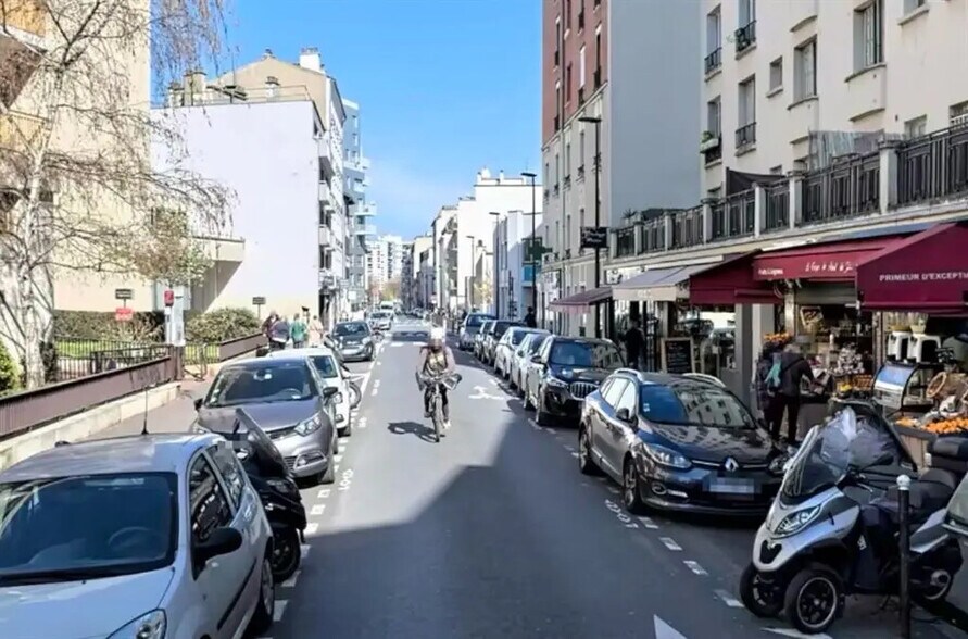 Retail in Boulogne-Billancourt to rent - Building Photo - Image 1 of 4