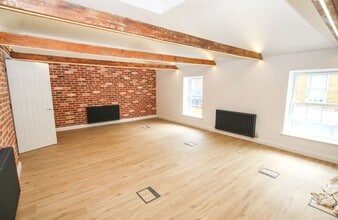 161-163 Mortimer St, Herne Bay to rent Interior Photo- Image 2 of 5
