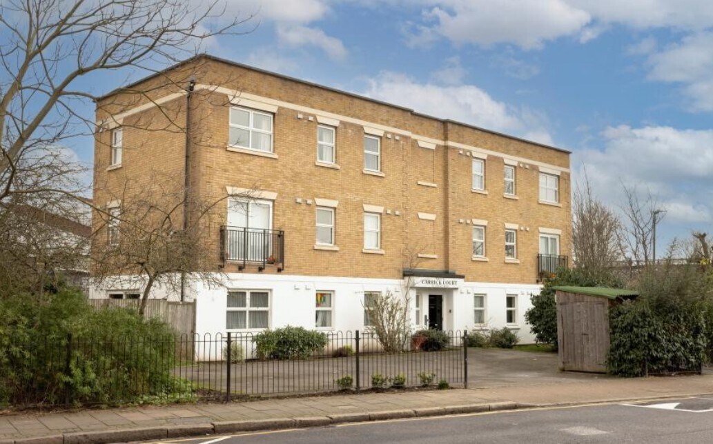 162 Longley Rd, London for sale Primary Photo- Image 1 of 1