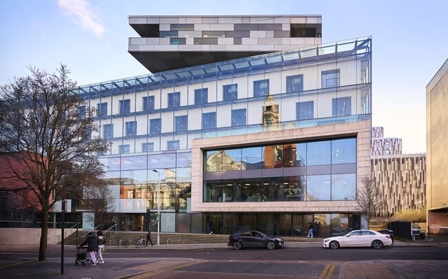 More details for 21-35 Wellington St, London - Office to Rent