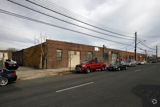 401 Hunts Point Ave, Bronx, NY for sale Primary Photo- Image 1 of 1