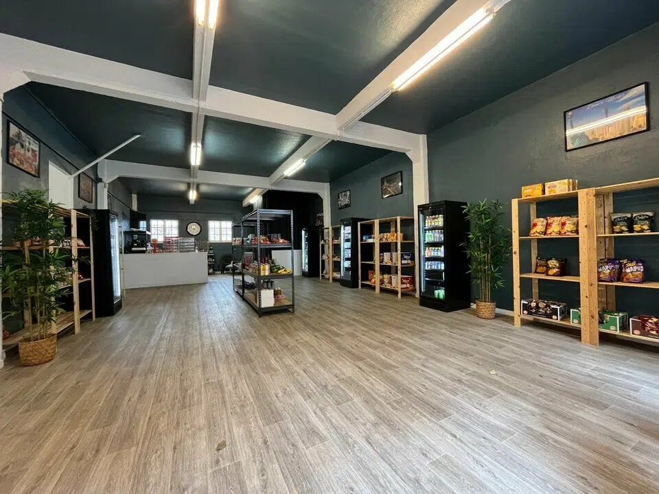 Vente Commerce 80 m² - Photo 1