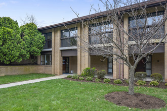 8346 Traford Ln, Springfield, VA for rent Building Photo- Image 1 of 15