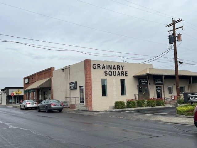 159 W Hermiston Ave, Hermiston, OR for rent - Building Photo - Image 1 of 4