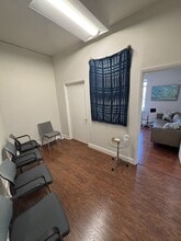 585 Mandana Blvd, Oakland, CA to rent Building Photo- Image 1 of 3