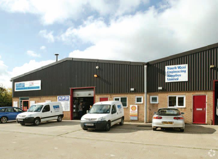 Bumpers Way, Chippenham to rent - Building Photo - Image 2 of 10