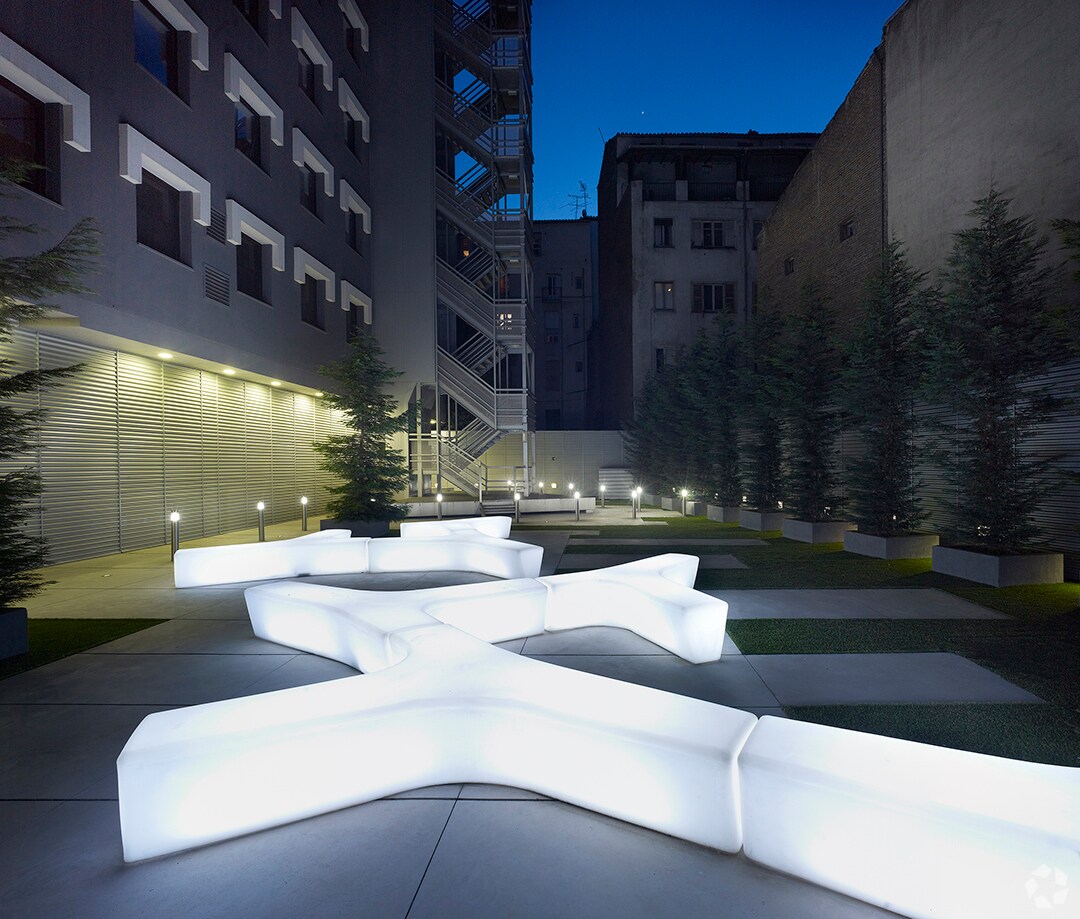 Office in Madrid, Madrid to rent Building Photo- Image 1 of 10
