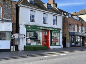 9 Market Sq, Westerham for rent Building Photo- Image 1 of 1