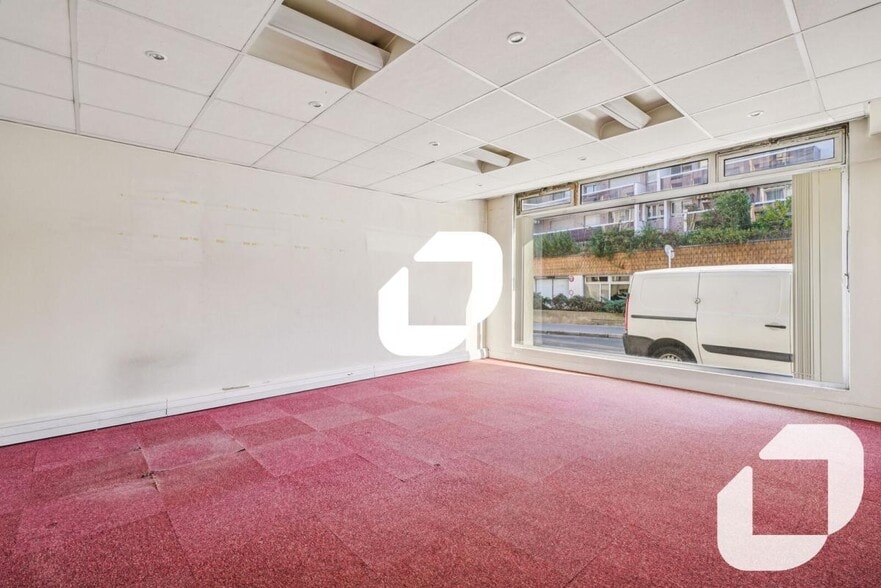 Office in Paris for sale - Interior Photo - Image 3 of 14