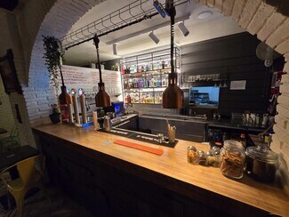 More details for Retail to Rent