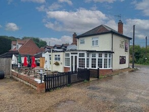 London Road, Beccles to rent Building Photo- Image 2 of 17