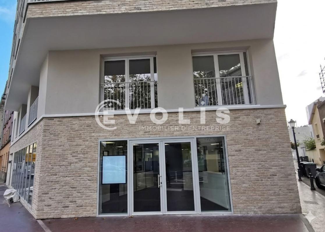 Retail in Montrouge to rent Building Photo- Image 1 of 6