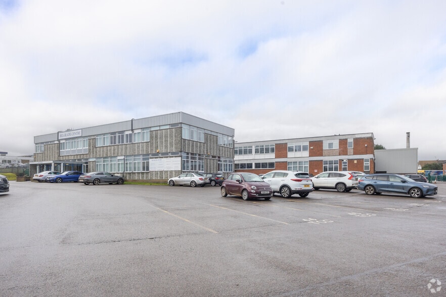 66-78 Denington Rd, Wellingborough to rent - Building Photo - Image 1 of 9