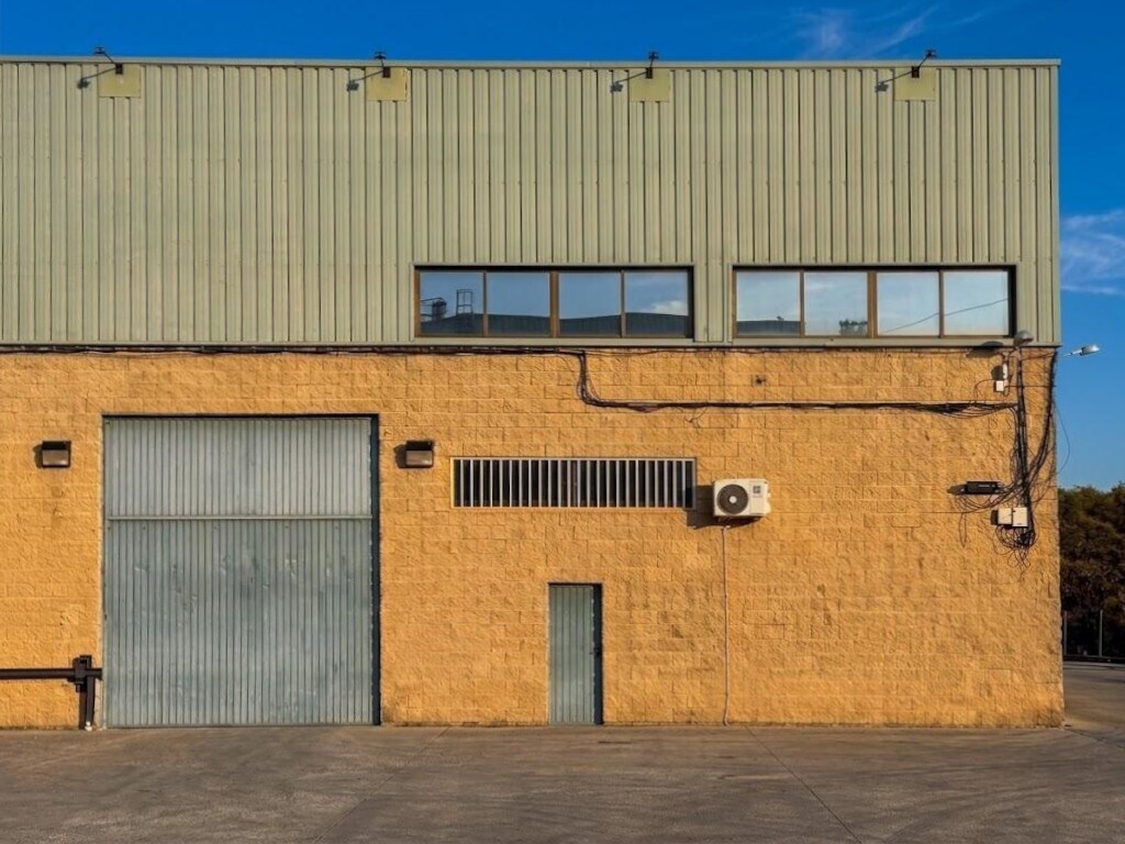 Industrial in Leganés, Madrid for sale Building Photo- Image 1 of 3