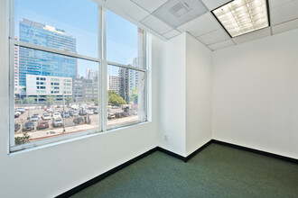 710-714 W Olympic Blvd, Los Angeles, CA for rent Building Photo- Image 2 of 5