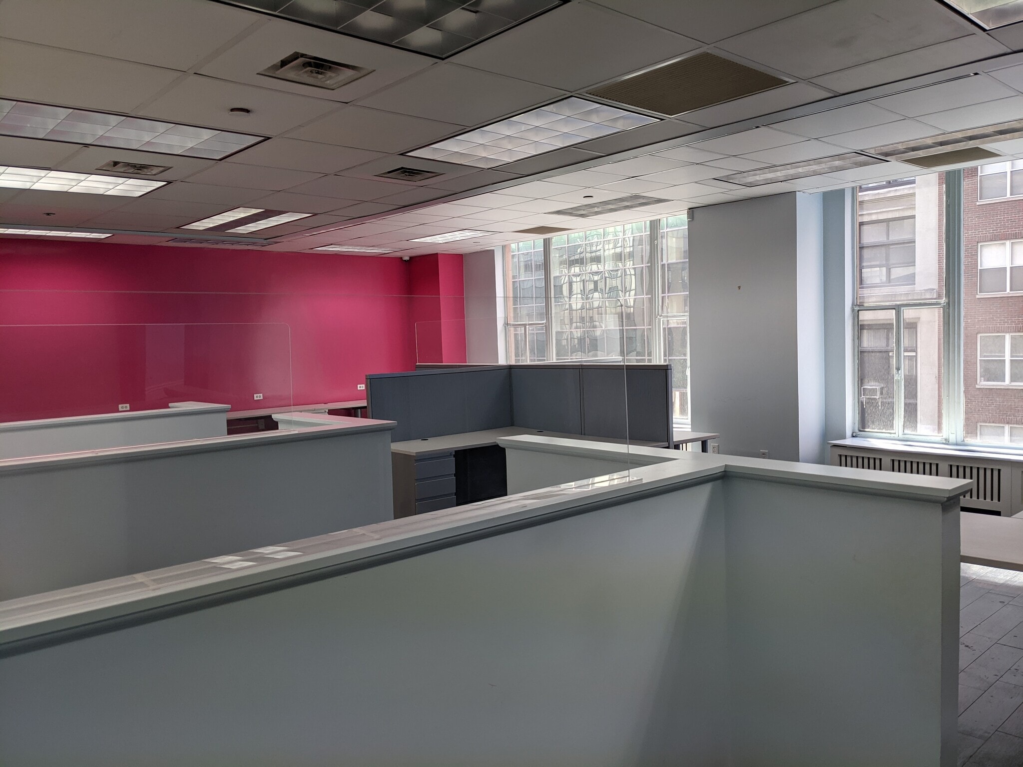 18 E 48th St, New York, NY to rent Interior Photo- Image 1 of 5