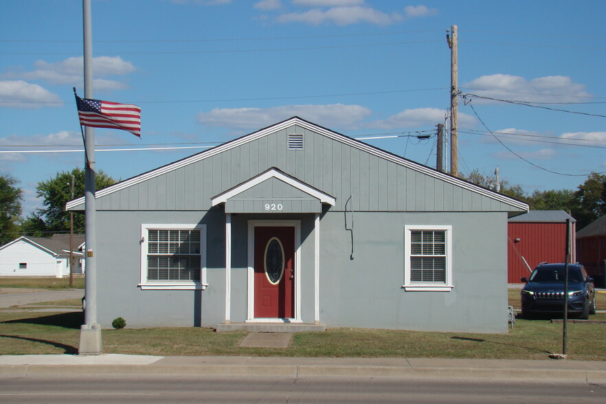 920 N Osage Ave, Dewey, OK for sale - Building Photo - Image 1 of 22