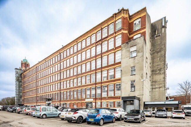 More details for Broadstone Rd, Stockport - Co-working to Rent