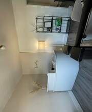 114 Hagley Rd, Stourbridge to rent Interior Photo- Image 2 of 8