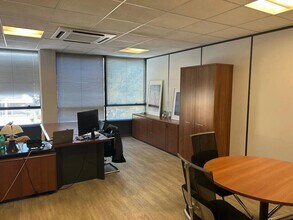 Office in Marseille to rent Interior Photo- Image 2 of 10