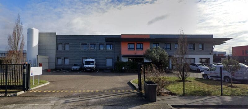 Light Industrial in Saint-Priest for sale - Building Photo - Image 1 of 3